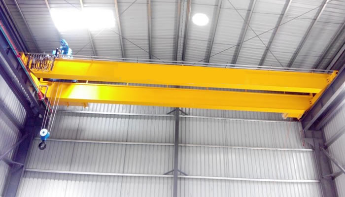 PONTES UNIVIGA - Pontes, Pórticos e talhas Elétricas WGM Equipamentos - Pontes, Pórticos e Talhas Elétricas